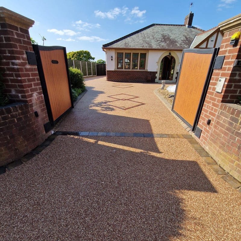 Freshly installed resin bound driveway by Resin Driveway Ireland